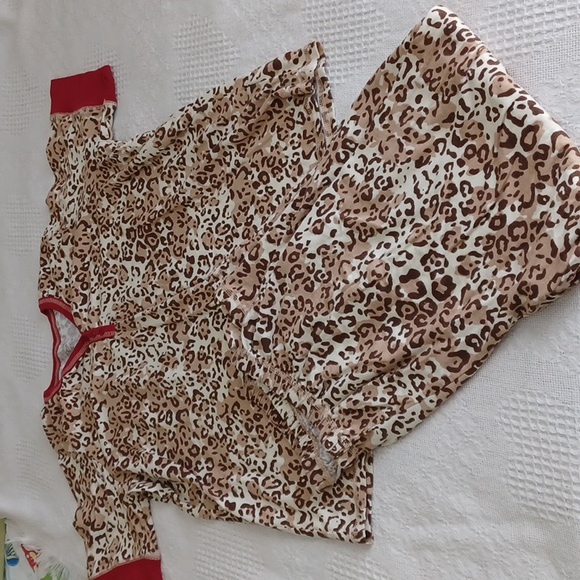 Dreams Co. Other - Dreams Co lounging/Pj's  Set